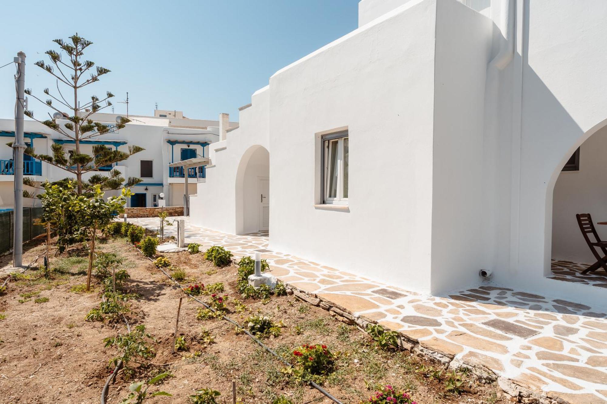 Celestial Seaview Apartments- Ariadne Naxos City Exterior photo